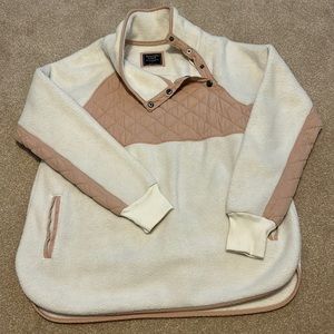 Abercrombie and Fitch women’s fleece pullover